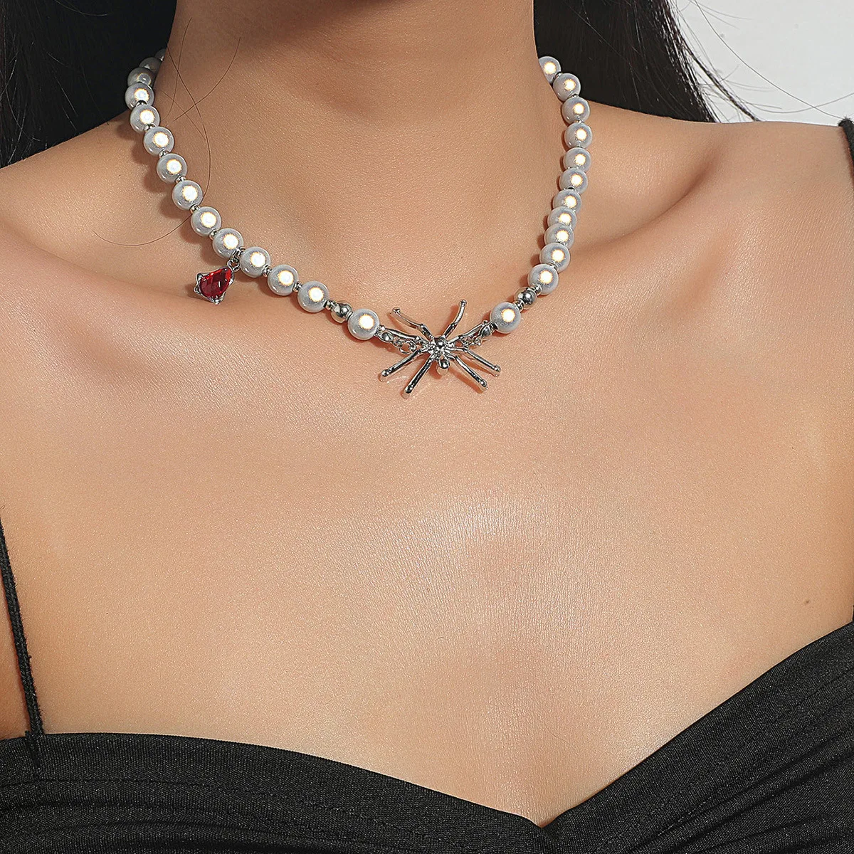 Trendy Animal Necklaces Womens Vintage Neck Chain Reflective Pearl Strand Spider Ruby Alloy Chokers Jewelry for Girls | Украшения и