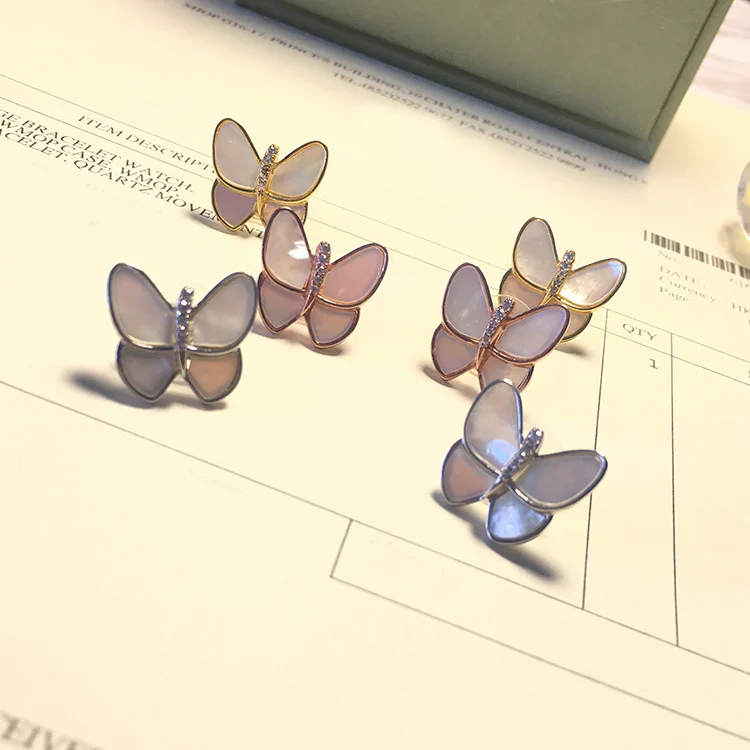 

high quality luxury brand new fashion white pearl Mother Shell Pearl Clover Leaf stud earring for women