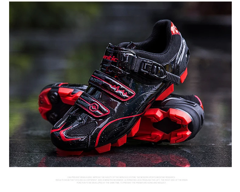 Santic MTB Cycling Shoes Men Pro Racing Mountain Bike Shoes PU & Nylon Breathable Auto-lock Bicycle Shoes Zapatillas Ciclismo