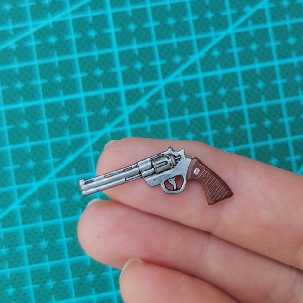1 12 Scale Sliver Revolver Pistol Model Gun Toys Movie Weapon Props F 6