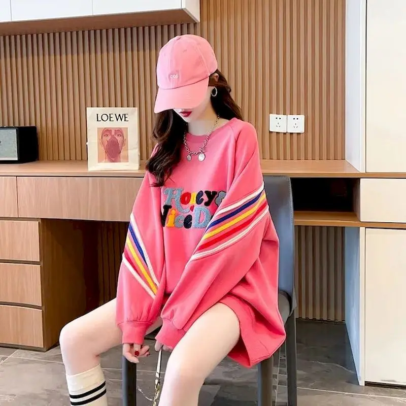 Рисунок 5 - Свитшот женский с круглым вырезом