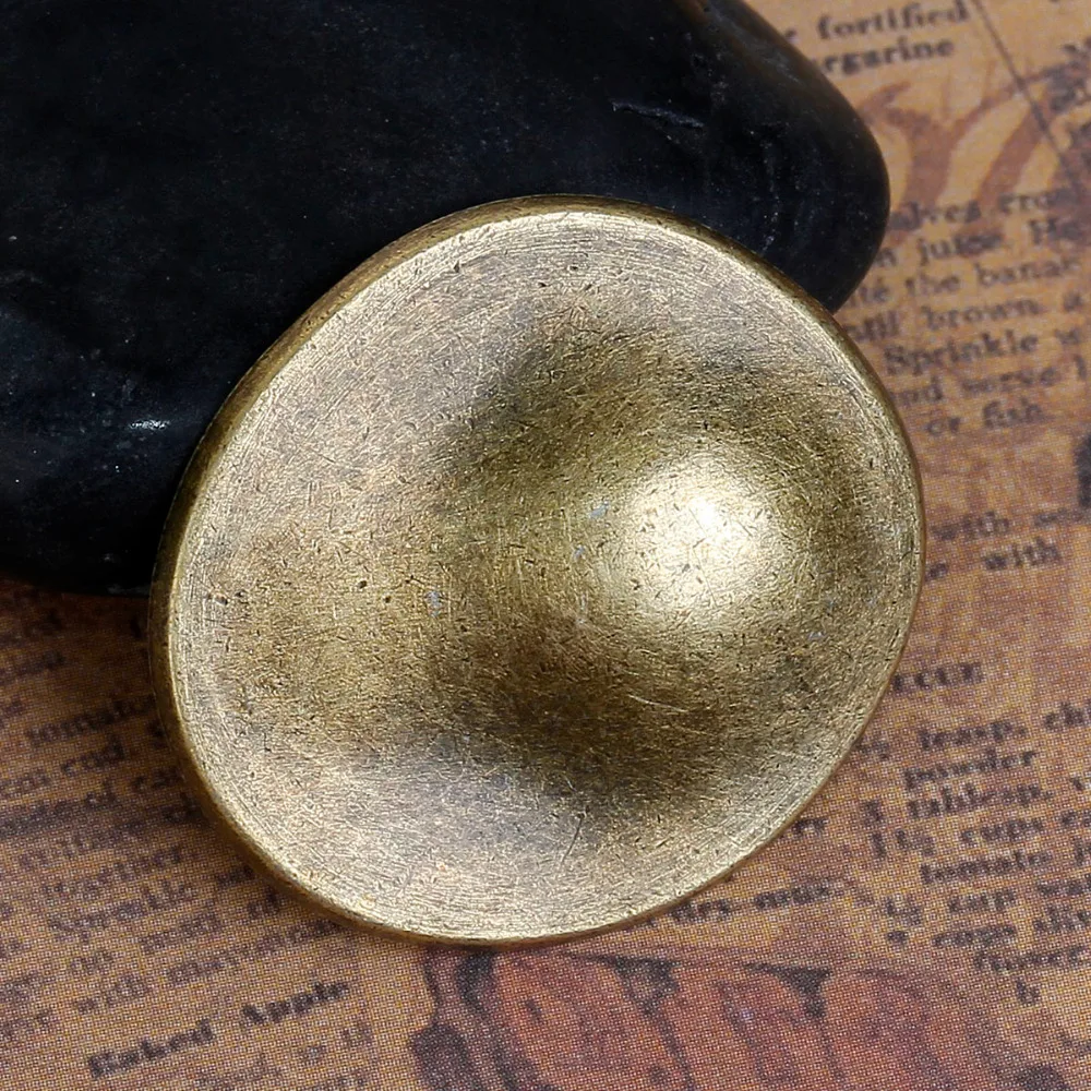

DoreenBeads Zinc Based Alloy Metal Sewing Shank Buttons Irregular Antique Bronze / Light Golden Oval 30mm x 27mm, 10 PCs