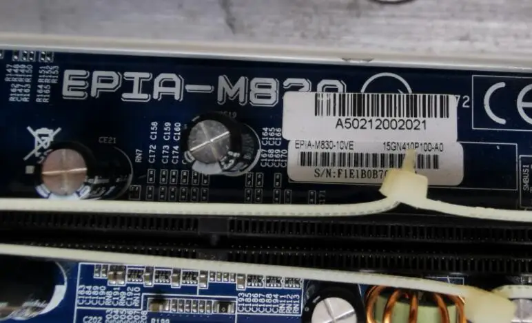 EPIA-M830은 산업용 환경에 최적화된 안정적인 성능의 Mini-ITX 보드입니다.