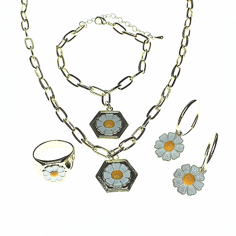 Hot Sale Jewelry Set Small Daisy Bracelet Pendant Necklace Earrings Ear Studs Ring Fashion Korea Girls Metal Gift | Украшения и