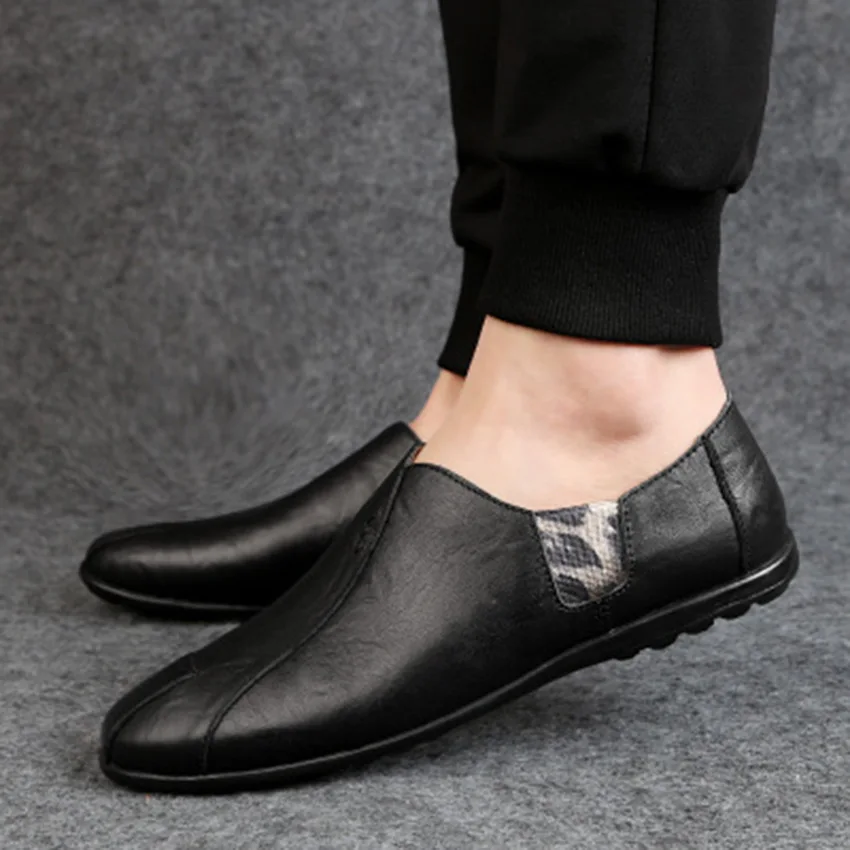 

Solid Spring Autumm Casual Loafers Shoes for Men Classics Concise Light Flat Slip On Shoes Fashion Leisure Driving Shoes