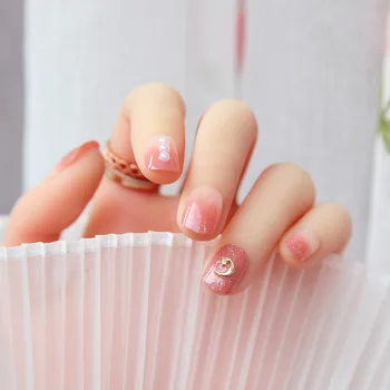 

24pcs Sweet Pink Heart Diamante Fake Nails for Girl Nail Art Decortion Korean 3D Pink Cute Bride False Nails Stickers press on