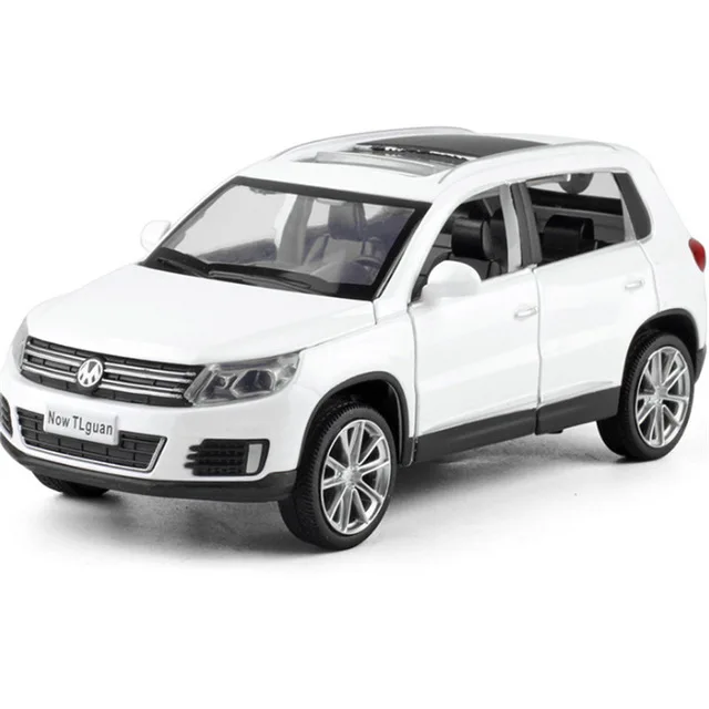 Tiguan Tiguan модель SUV автомобиль игрушка сплав Высокая симуляция 1:32 музыкальный мигающий шесть открыть двери литой металл для детские игрушки для дня рождения - Цвет: Tiguan