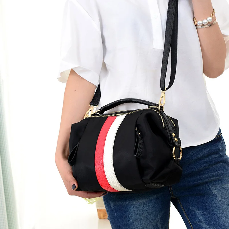 

Female bag Korean version of the shoulder bag Messenger bag nylon 2019 new JULIN