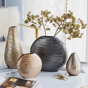 

Luxtry American Ripple Drop Shaped Aluminum Gold Silver Vase Creative Retro Vase Decor Guest Restaurant Desktop Accessories