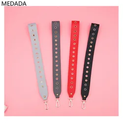 MEDADA fashion design for lady bag accessories with wide shoulder strap colliding with color single shoulder inclined strap MEDADA fashion design for lady bag accessories with wide shoulder strap colliding with color single shoulder inclined strap