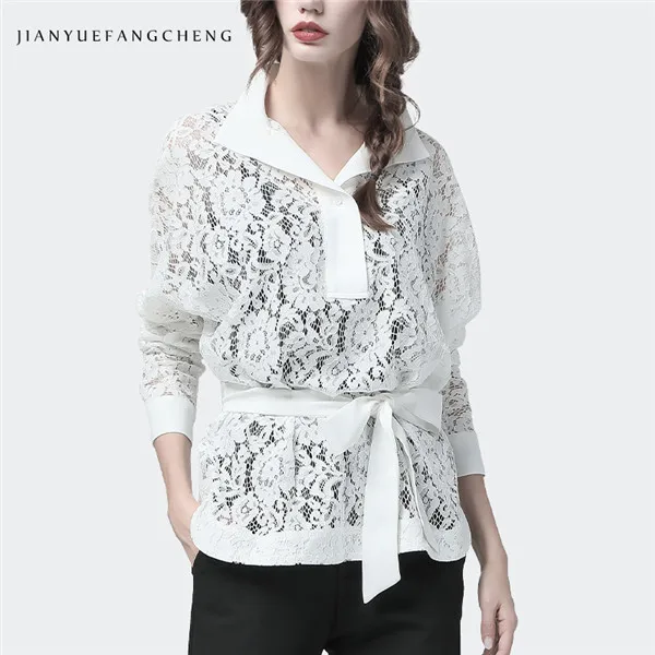 White With Bra Женская длинная кружевная блузка, белая, с цветочным рисунком, с v-образным вырезом, с длинными рукавами, свободная, плюс размер, 4XL, модная рубашка с бюстгальтером бесплатно - Цвет: White With Bra