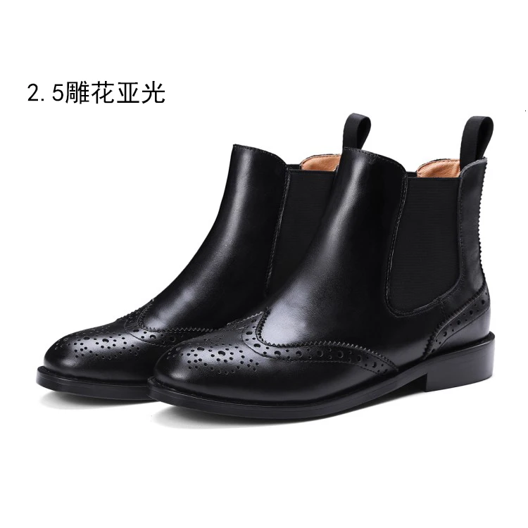 BELLECOM Chelsea Woman Flat Bottom Single Boots And Naked Cloth Locke Carving Short Boots England Bright Leather Circle Head - Цвет: matte carving velvet