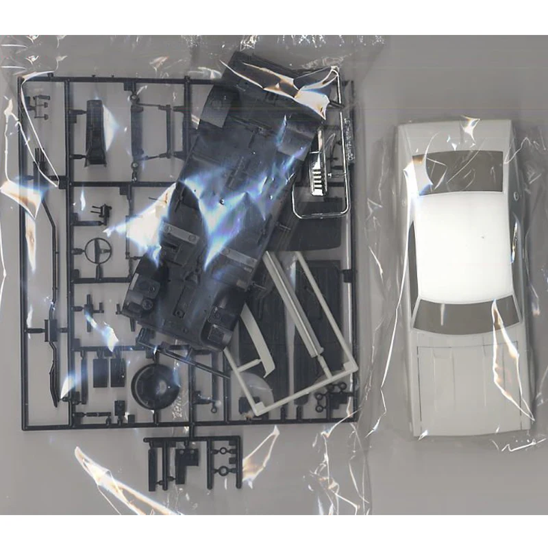 1/24 SKYLINE HT 2000GT-R(NISSAN) сборка модели автомобиля 04832