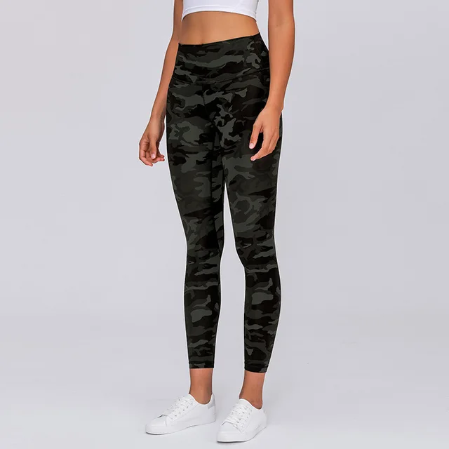 black camo lulu leggings