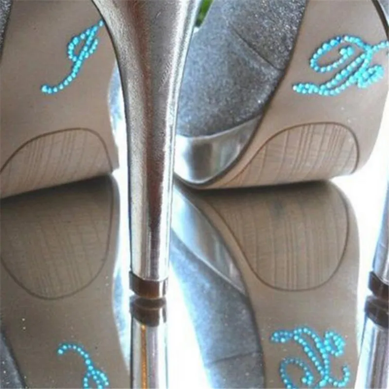 H11828c0f06dd49938635b0085fa551dfO