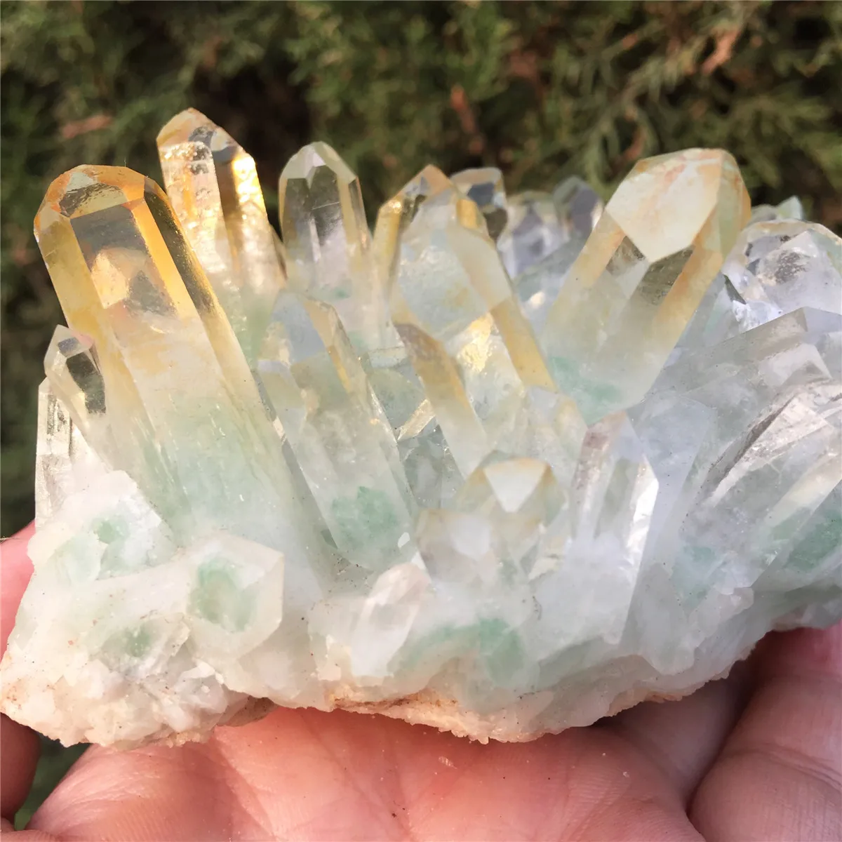 1 шт. натуральный зеленый Ghost Phantom Quartz кристалл кластера Исцеление образец отправлен случайным образом