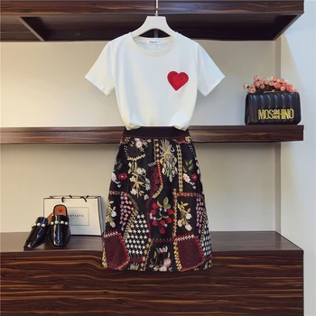 

2020 New Spring Summer Fashion Women's Sets Love Embroidery Short Sleeve T-shirt + Vintage Organza Elegant Skirts Students Suits