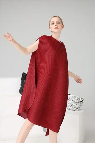 Wine Red Issey/плиссированное платье; повседневное ТРАПЕЦИЕВИДНОЕ однотонное платье с рукавами «летучая мышь» без рукавов; Необычные платья до колена с круглым вырезом; женское летнее платье больших размеров; - Цвет: Wine Red
