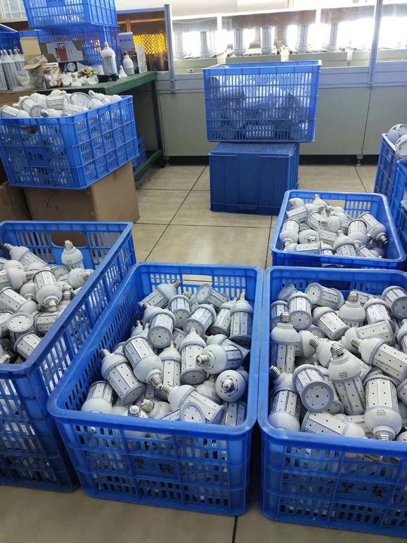 LED lamp Corn light 40W 60W 70W 80W LED bulb SpotlightE27 E39 E40 H65e9b6e4ff9245c0b1ee11ff44ce845c2