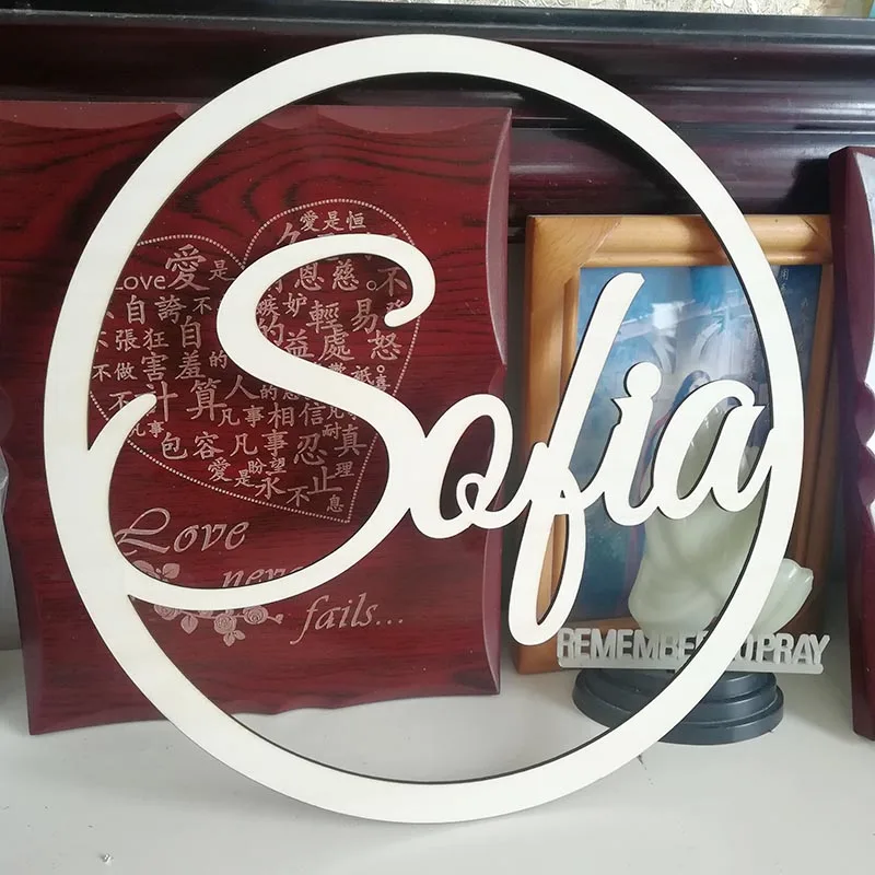 Personalized Bride and Groom Name Wedding Photo Props Wooden Wedding Decoration Centerpieces Wreath Circle Signs