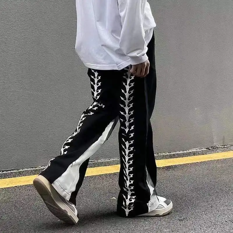 

2022 Men's Streetwear Embroidered Trousers Loose Casual Pants Retro Style Black Color Wide Leg Pants Fashion Sweatpants S-4XL