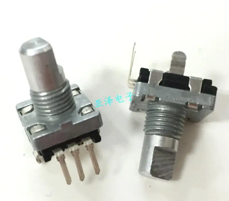 

2PCS/LOT Taiwan rising Wei EC11 encoder 20 positioning number 20, pulse half shaft length 12MM, without press switch 3 feet