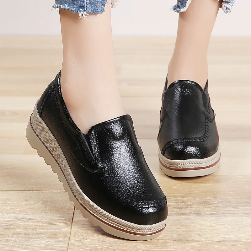 

Women Platform Shoes Spring Autumn Casual Ladies Solid Sneakers Slip On Soft Flat Female Loafers Plus Size 35-43