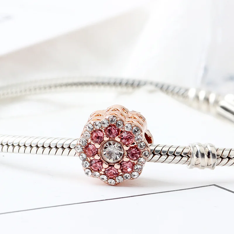 10871639042_2045298408