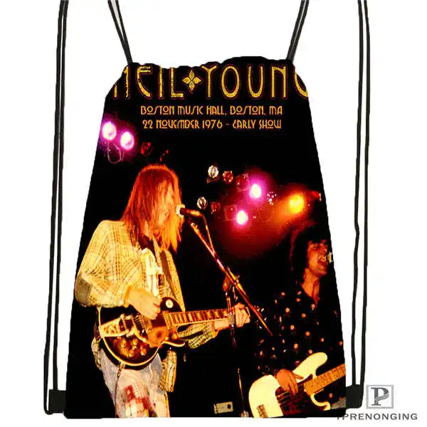 Drawstring Backpack Индивидуальная походная сумка на шнурке Neil Young, милый рюкзак для детей(черная спинка), 31x40 см#180531-04-65 - Цвет: Drawstring Backpack