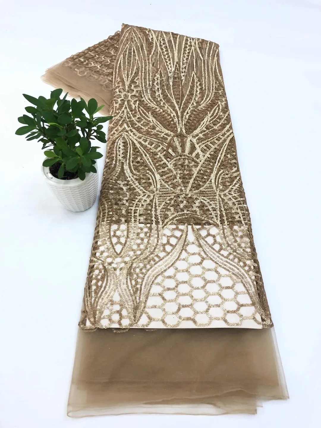 

African Embroidery Sequined Tulle Lace Fabric 2021 High Quality Nigeria Lace Fabric for Wedding Dress Sewing Fabric XB4633