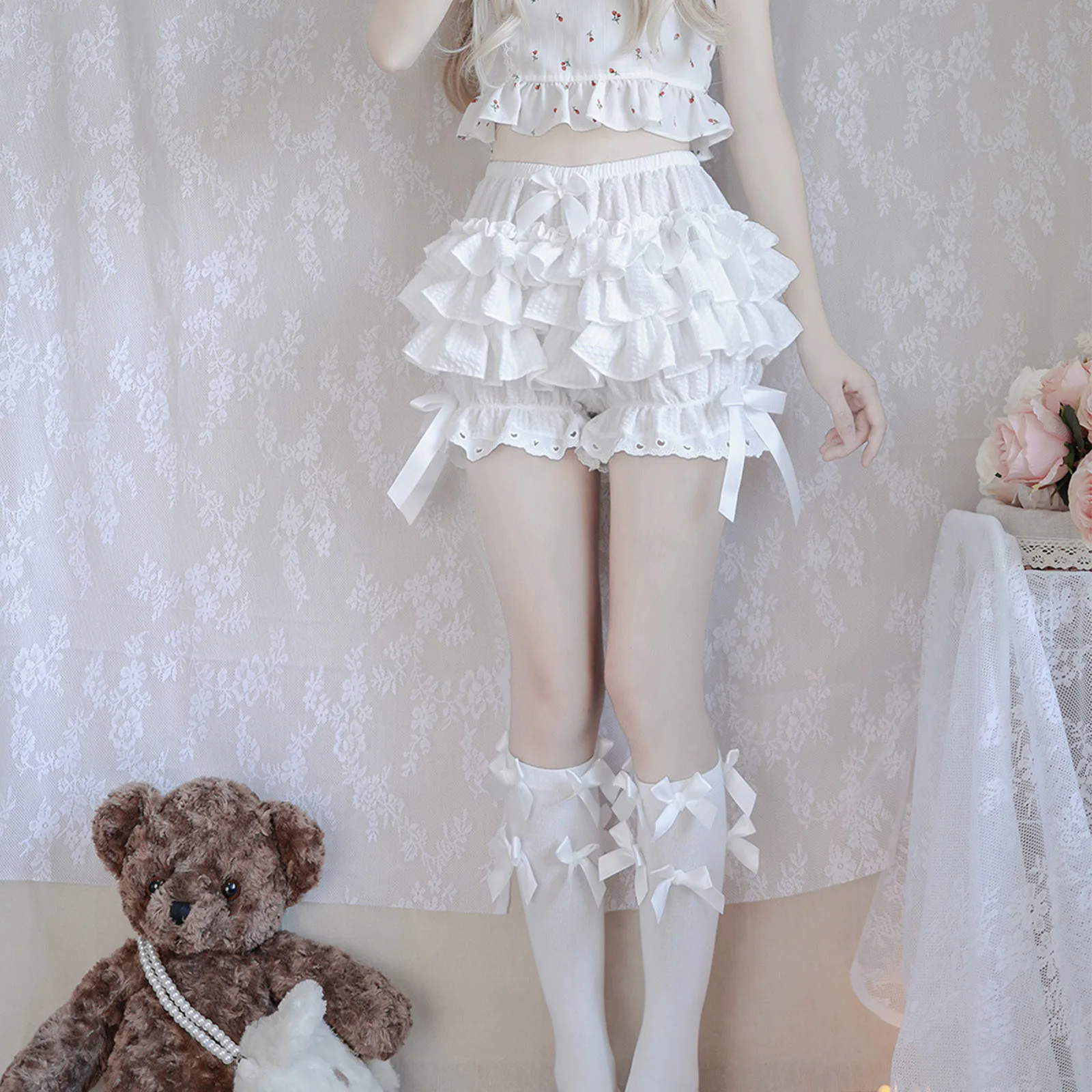 Women Lace Trim Shorts Layered Ruffle Bloomers Bowknot Frilly Panties Solid Color Shorts