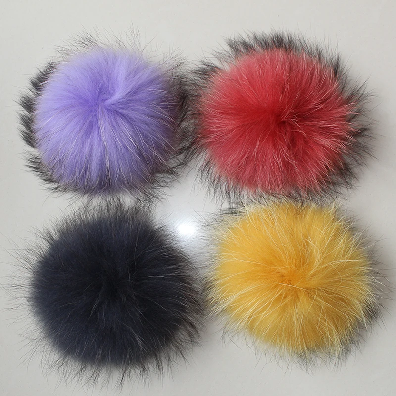 

DANKEYISI Real Fox Fur Pompoms 13cm 15cm Raccoon Fur Pom Poms Mink Fur Balls Natural Fur Pompon For Knitted Skullies Hats Bag