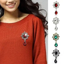 

Fashion Rhinestone Waterdrop Crown Brooches Unisex Crystal Tassel Bridal Wedding Lapel Enamel Pin Badges Corsage Jewelry Gift