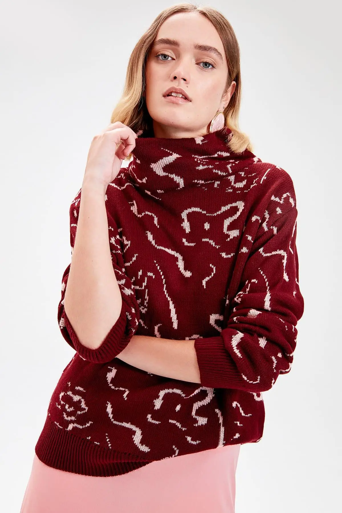 

Trendyol Burgundy Patterned Knitwear Sweater TWOAW20FH0011