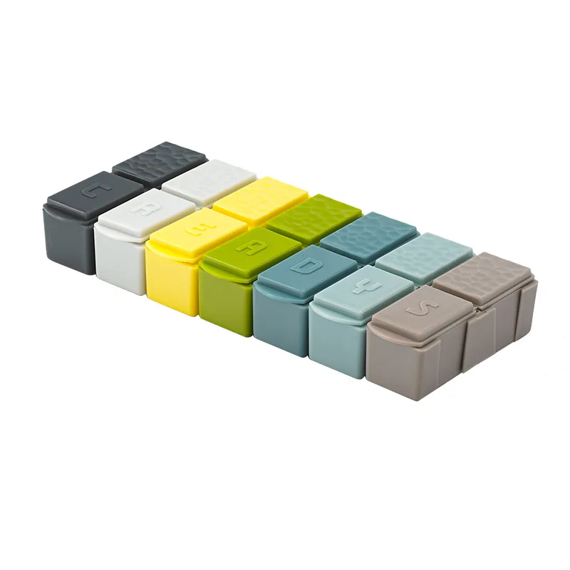 Xiaomi-jordanjudy-Dispensing-pill-box-Portable-small-box-Packed-pill-box-with-mini-sealed-pill-box (3)