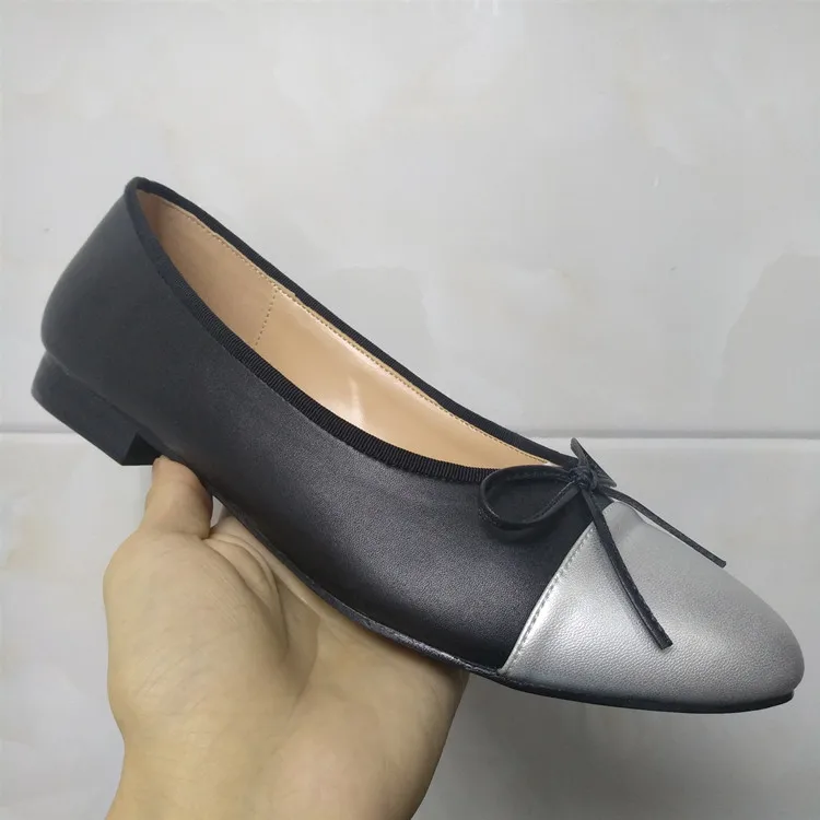 Классические женские туфли с закрытым круглым носком; два цвета; туфли с бантом; балетки на плоской подошве
