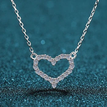 

Silver 925 Moissanite Heart Pendant Necklace 0.4 Micro Brilliant Cut Diamond Test Past D Color Gemstone Necklace Chain for Women