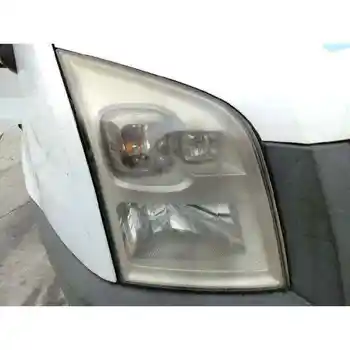 

RIGHT HEADLIGHT FORD TRANSIT CLOSED BOX '06