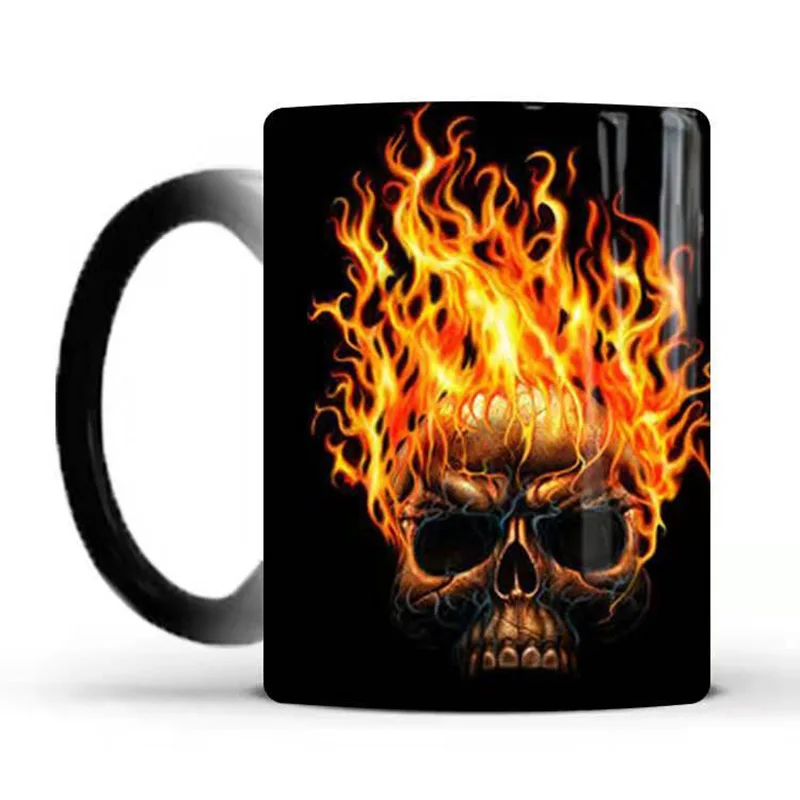 Забавная пугающая волшебная кружка Fire On Skull для кофе с изменением цвета горячей и