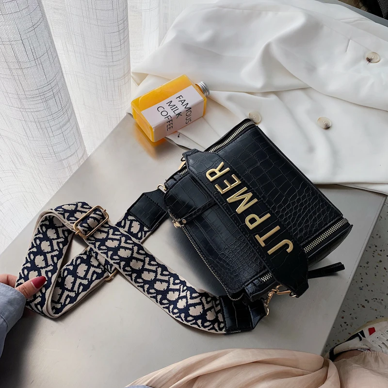 

Louis Brand Letter Small Ladies 2019 New Models Trend Bucket Bag Atmosphere Design Stone Pattern Shoulder Bag Broadband Bag