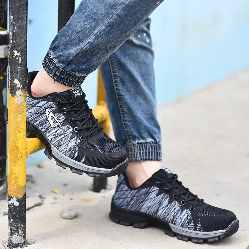 

New Sport Shoes Men Mesh Breathable Antismashing Anti-piercing Sturdy Male Work Footwear Men Safety Sport Shoes