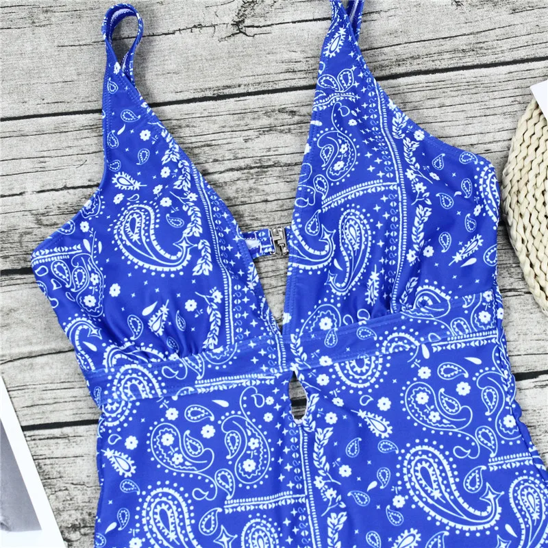 HTB1lttpVbrpK1RjSZTEq6AWAVXaT