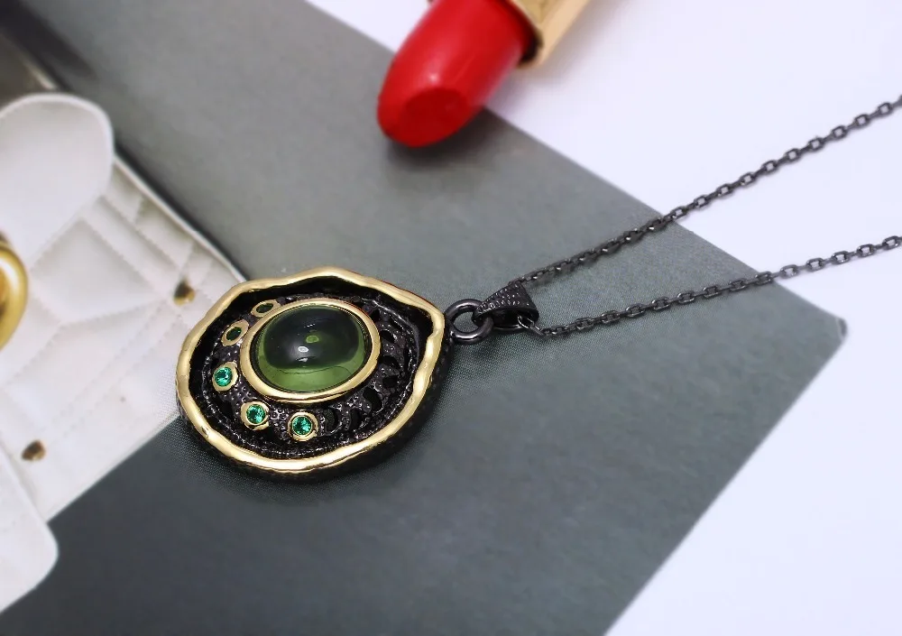 green necklace (5)
