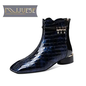 

MLJUESE 2021 women Ankle boots Cow leather Winter short plush Square Toe Metal Decoration Med heels female boots size 40