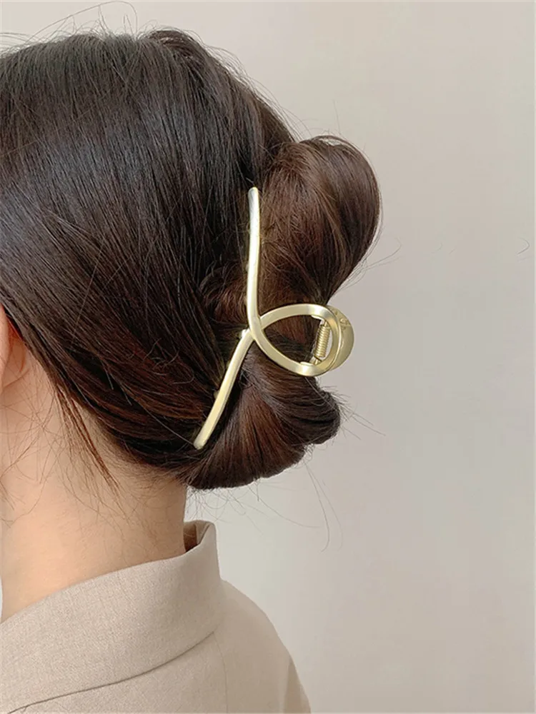 Exaggerated large matte metal hair clip European and American style hair clip headdress Women head clamp hair accessory hair clip hair headdress