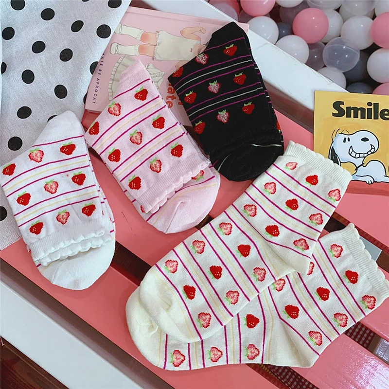 Socks Women Girl Fashionable Cotton Pile Cute Strawberry Lace Print Crew All Seasons Pure White Pink Black | Женская одежда