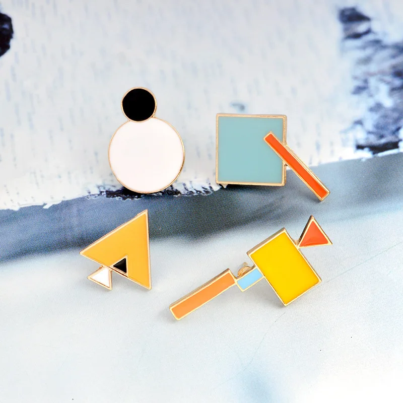 

1PCS geometric brooch for mini geometric polygon triangle temperament brooch square rectangular accessories brooch Free Delivery