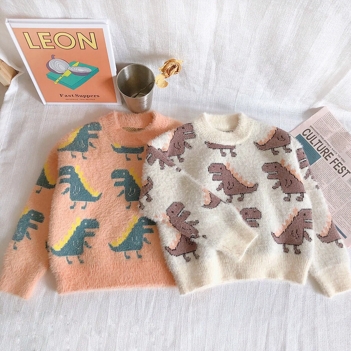 Baratos 2019 Otoño e Invierno nueva llegada estilo coreano algodón dinosaurio patrón todo fósforo grueso casual suéter para las niñas dulces