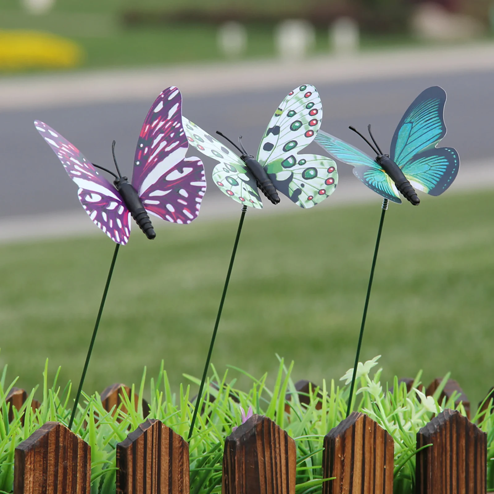 25PCS Artificial Butterfly Luminous Garden Butterfly Decor Outdoor