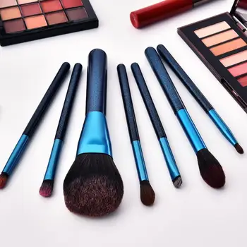 

7pcs Sapphire Blue Microcrystalline Silk Makeup Brush With Wooden Handle Convenient Makeup Brush Makeup Tool